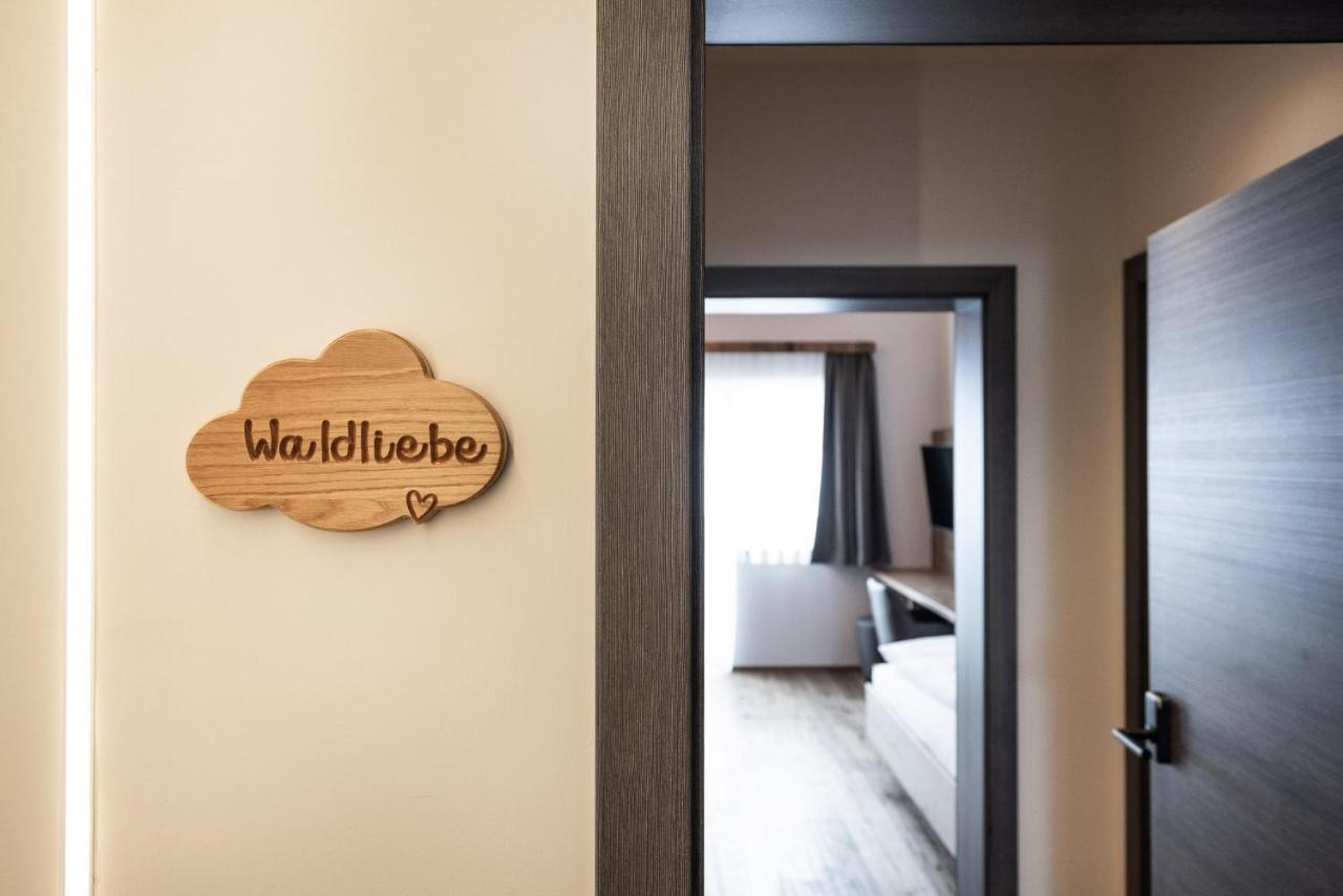 Apartment mit Balkon
